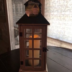 Indoor/Outdoor Lantern with Flameless Candle